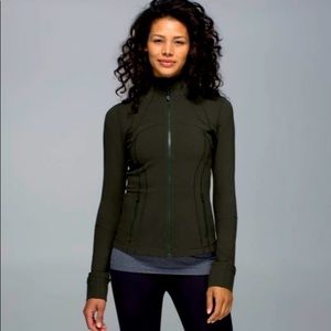 Lululemon athletica Define Jacket In olive green. Size 6.